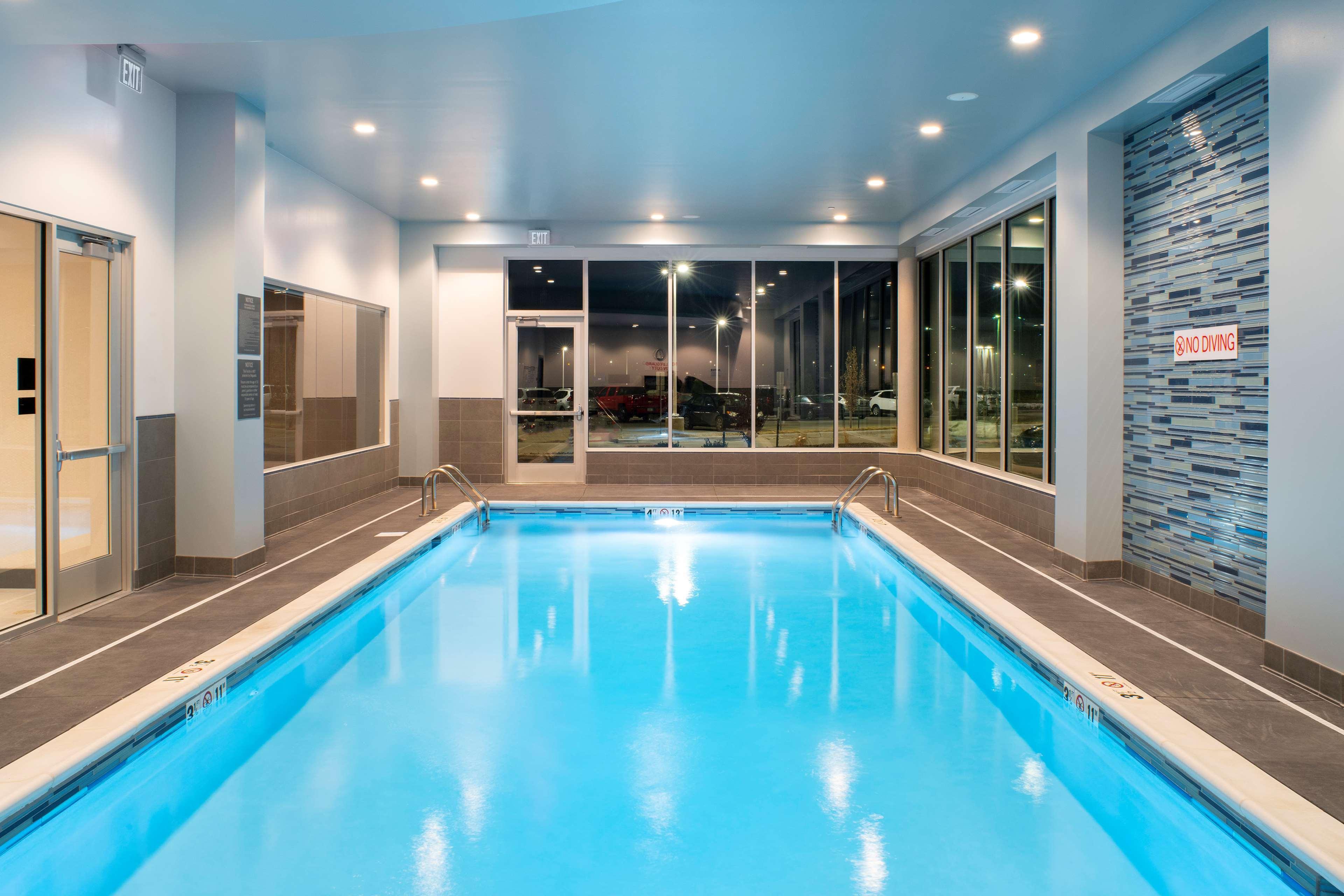 Готель Hyatt House East Moline/Quad Cities Екстер'єр фото